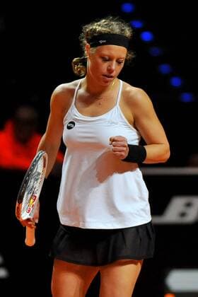 Laura SIEGEMUND (GER) jubelt und ballt die Faust. Deutschland, Stuttgart: Tennis, Porsche Tennis Grand Prix, Finale am 24.04.2016, Porsche-Arena.