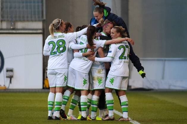 Fußball, UEFA Women s Champions League, VfL Wolfsburg - 1. FFC Frankfurt; Alexandra Popp (Alex Popp, Wolfsburg, 11) Jubel, Torjubel, Freude, Emotion, Torerfolg, Aktion, action, goal, goal celebration, celebrates. xtgx