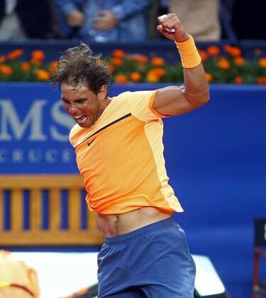 Spanish tennis player Rafael Nadal celebrates his victory at the final match of the Barcelona Open Banc Sabadell Trofeo Conde de Godo before Japanese Kei Nishikori held in Barcelona, Catalonia, Spain, 24 April 2016. RAFAEL NADAL VS KEI NISHIKORI !ACHTUNG: NUR REDAKTIONELLE NUTZUNG!  BCN006 20160424-635971274056407782