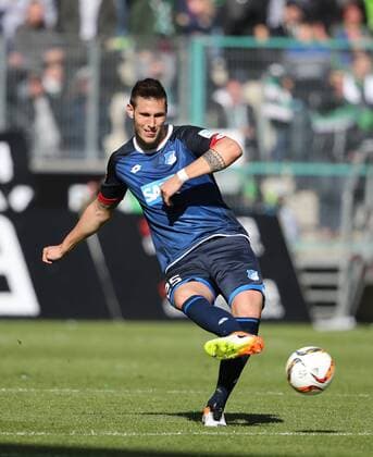 Mönchengladbach, Fussball, 1.BL Saison 2015 2016, Spieltag 31, Borussia Mönchengladbach- TSG Hoffenheim, 24.04.2016, Stadion am Borussia Park, Mönchengladbach, Niklas Süle, TSG Hoffenhim, Aktion, Einzelbild,