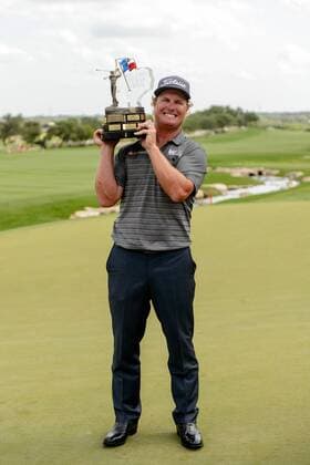 24 Apr 2016: Charley Hoffman after the final round of the Valero Texas Open at the TPC San Antonio Oaks Course in San Antonio, TX. (Photo by Daniel Dunn Icon Sportswire) GOLF: APR 24 PGA Golf Herren - Valero Texas Open - Final Round Icon16042456 EDITORIAL USE ONLY