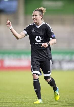 Simone LAUDEHR (FFC) Fussball Frauen international: UEFA Championsleague Saison 2015 2016, Halbfinale Hinspiel: VfL Wolfsburg - 1.FFC Frankfurt im AOK Stadion in Wolfsburg, Deutschland am 24.04.2016,