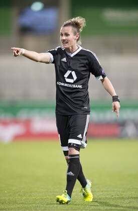 Simone LAUDEHR (FFC) Fussball Frauen international: UEFA Championsleague Saison 2015 2016, Halbfinale Hinspiel: VfL Wolfsburg - 1.FFC Frankfurt im AOK Stadion in Wolfsburg, Deutschland am 24.04.2016,