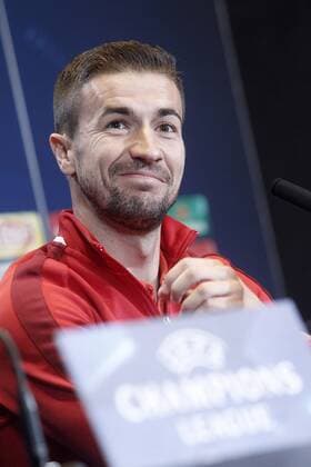 Atletico de Madrid s Gabi Fernandez in press conference PK Pressekonferenz after Champions League 2015 2016 Semi-Finals 1st leg match. April 26,2016.  (2016042674)