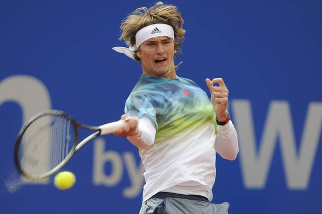 Alexander (Sascha) ZVEREV (GER),Aktion,Einzelbild,angeschnittenes Einzelmotiv,Halbfigur,halbe Figur. Tennis BMW Open 2016 am 27.04.2016 in Muenchen.