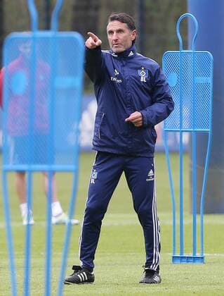 Bilder des Tages - SPORT HSV-Training 27.04.2016 1. Fussball Bundesliga Saison 2015-2016 HSV-Training 27.04.2016 am Volksparkstadion Trainer Bruno Labbadia (Hamburger SV)