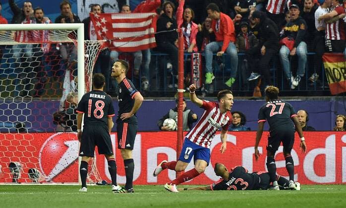 Bilder des Tages - SPORT Madrid 27.04.2016, xjhx, Fussball Champions League, Atletico Madrid - FC Bayern München, emspor, v.l. Saul Niguez (Atletico Madrid) celebrate the goal, Torjubel zum 1:0