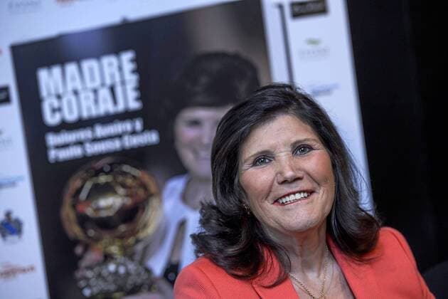Dolores Aveiro, madre de Cistiano Ronaldo, presenta su nuevo libro. Dolores Aveiro, Cristiano Ronaldo s mother, presents her new book. xJUANxAGUADOx 
