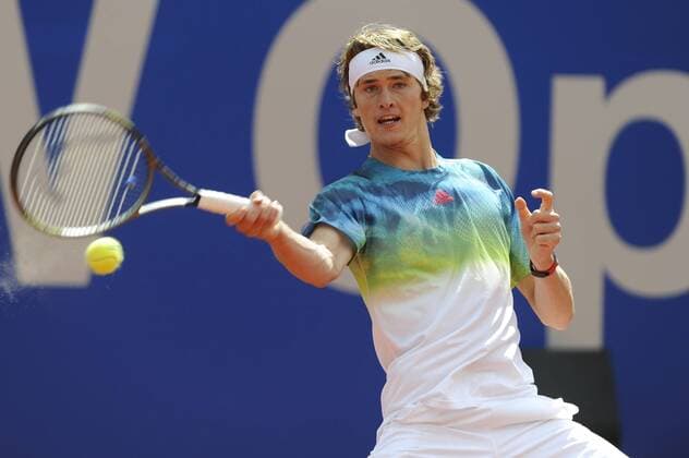 Themen der Woche - Sport Bilder des Tages - SPORT Alexander (Sascha) ZVEREV (GER),Aktion,Einzelbild,angeschnittenes Einzelmotiv,Halbfigur,halbe Figur. Tennis BMW Open 2016 am 28.04.2016 in Muenchen.