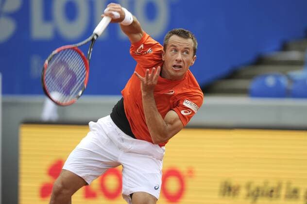 Philipp KOHLSCHREIBER (GER), Aktion,Einzelbild,angeschnittenes Einzelmotiv,Halbfigur,halbe Figur. Tennis BMW Open 2016 am 28.04.2016 in Muenchen.