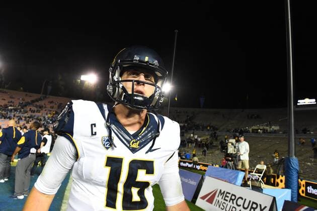 October 22, 2015 Pasadena, CA...California quarterback Jared Goff (16) passes against UCLA in the first half of a NCAA College League USA college football game at the Rose Bowl in Pasadena, Calif., Thursday, Oct. 22, 2015. The Bruins defeated the Cal Bears 40-22. (Mandatory Credit: Jose Marin MarinMedia.org Cal Media) (Complete photographer, and company credit required) NCAA Football 2015: Cal vs UCLA OCT 22 - ZUMAc04_