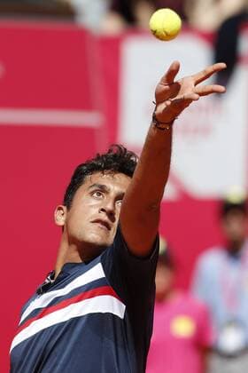 Portugal : Nicolas Almagro won at Estoril Open tournament Nicolas Almagro of Spain in action against Joao Sousa of Portugal during his second round match for the Estoril Open tennis tournament, where he won with the score of 6-1,6-2.  FilipexAmorim