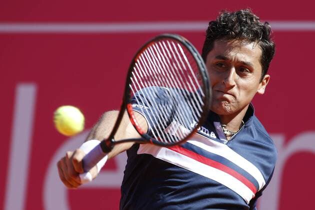 Portugal : Nicolas Almagro won at Estoril Open tournament Nicolas Almagro of Spain in action against Joao Sousa of Portugal during his second round match for the Estoril Open tennis tournament, where he won with the score of 6-1,6-2.  FilipexAmorim