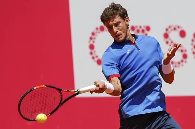 Portugal : Pablo Carreno Busta wins for 6-4, 7-5 against Taro Daniel during the Estoril Open Tournament Pablo Carreno Busta of Spain in action against Taro Daniel of Japan during their second round match for the Estoril Open tennis tournament where he won at 6-4, 7-5  FilipexAmorim