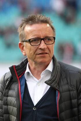Leipzig 29.04.2016, xkvx, Fussball 2.Bundesliga, RB Leipzig - Arminia Bielefeld, emspor, v.l. Trainer Norbert Meier (DSC Arminia Bielefeld)