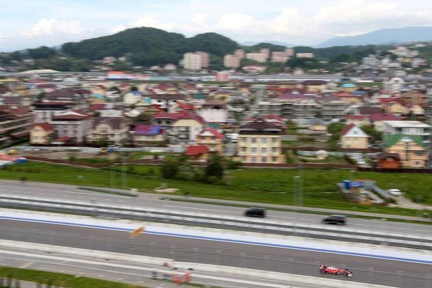 Motorsports: FIA Formula One World Championship WM Weltmeisterschaft 2016, Grand Prix of Russia, 5 Sebastian Vettel (GER, Scuderia Ferrari), xHOCHxZWEIx