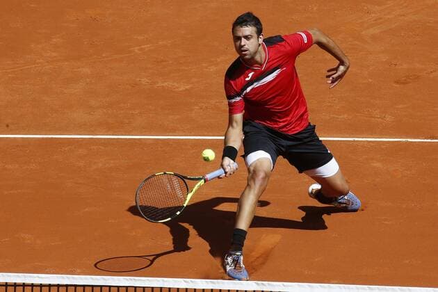 Spanish tennis player Inigo Cervantes returns the ball against Kazak Mikhail Kukushkin during their match of the Mutua Madrid Open at the at Caja Magica court in Madrid, Spain, 30 April 2016. The Mutua Madrid Open runs from 29 April to 08 May 2016. Inigo Cervantes vs. Mikhail Kukushkini !ACHTUNG: NUR REDAKTIONELLE NUTZUNG!  GRA071 20160430-635976203267780445