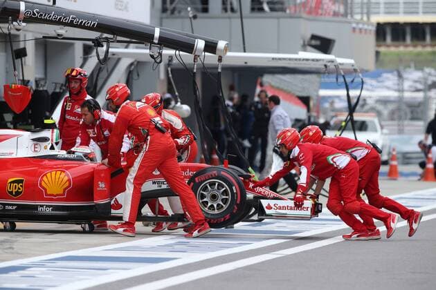 Motorsports: FIA Formula One World Championship WM Weltmeisterschaft 2016, Grand Prix of Russia, 7 Kimi Raikkonen (FIN, Scuderia Ferrari), xHOCHxZWEIx