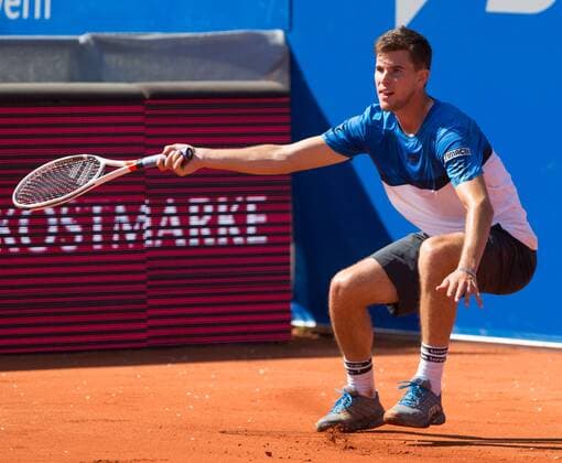 Dominic Thiem (AUT) verliert die Balance, Tennis - BMW Open2016 - ATP Tennis Herren - MTTC Iphitos - Munich - - Germany - 30 April 2016.