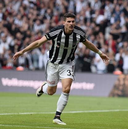 Turkey sportoto superlig soccer match between Besiktas and Kayserispor at Vodafone Arena in Istanbul, Turkey , on April 30 , 2016. Pictured: Besiktas s german player Mario Gomez celebrates for him goal. 