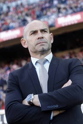Rayo Vallecano s coach Paco Jemez during La Liga match. April 30,2016.  (2016043042)