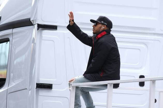 Motorsports: FIA Formula One World Championship WM Weltmeisterschaft 2016, Grand Prix of Russia, 44 Lewis Hamilton (GBR, Mercedes AMG Petronas Formula One Team), xHOCHxZWEIx