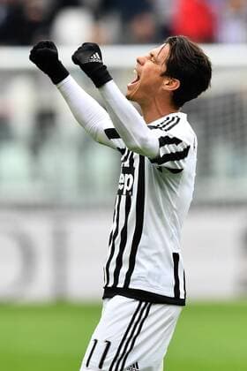 Football Serie A 2015 2016 ITA Juventus Turin - FC Carpi Torjubel Hernanes 