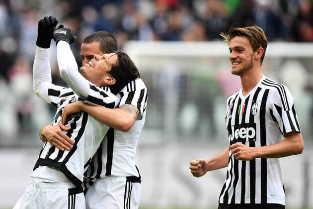 Football Serie A 2015 2016 ITA Juventus Turin - FC Carpi Torjubel Hernanes 