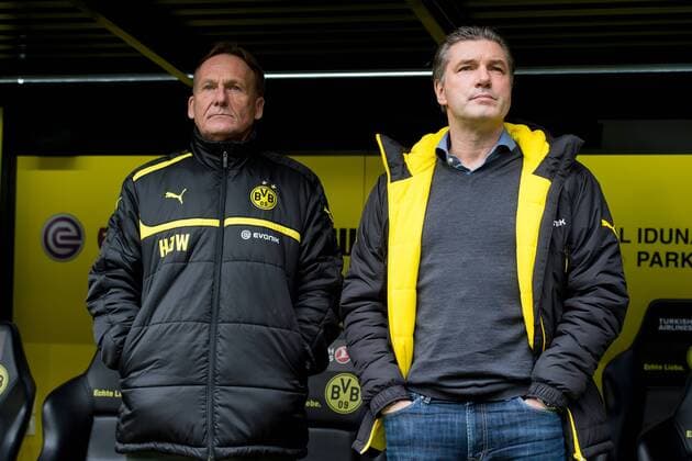 Samstag 30.04.2016, 1. Bundesliga, Saison 2015 2016, 32. Spieltag in Dortmund, BV Borussia Dortmund - VfL Wolfsburg, CEO Geschaeftsfuehrer Hans-Joachim WATZKE (BVB) und Sportdirektor Michael Zorc (BVB) DeFodi001