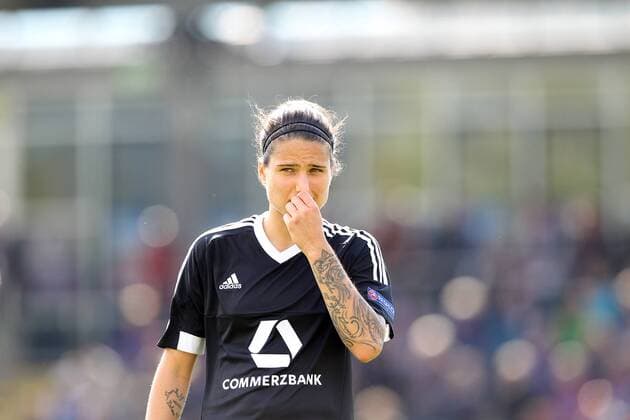 v.li.: Dzsenifer Marozsan (1. FFC Frankfurt) enttäuscht schauend, Enttäuschung, disappointed , Fussball, UEFA Women s Champions League, 1. FFC Frankfurt - VfL Wolfsburg, xmrx