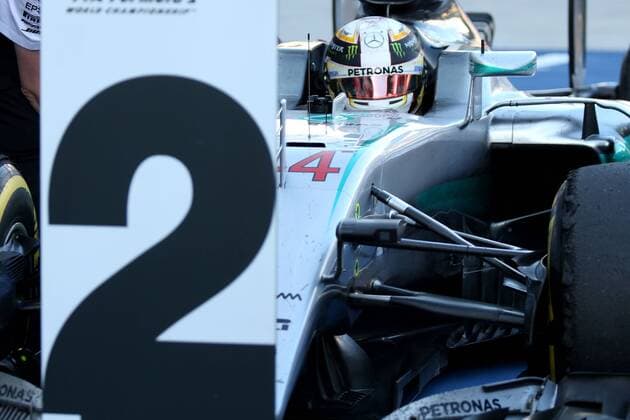 Bilder des Tages - SPORT Motorsports: FIA Formula One World Championship WM Weltmeisterschaft 2016, Grand Prix of Russia, 44 Lewis Hamilton (GBR, Mercedes AMG Petronas Formula One Team), xHOCHxZWEIx
