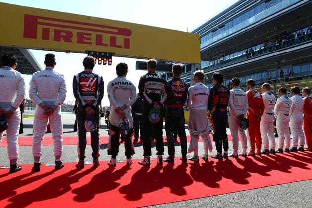 Bilder des Tages - SPORT Russian Grand Prix, Sochi 28 April - 1 May 2016 01.05.2016 - Race, The drives observe the national anthem 