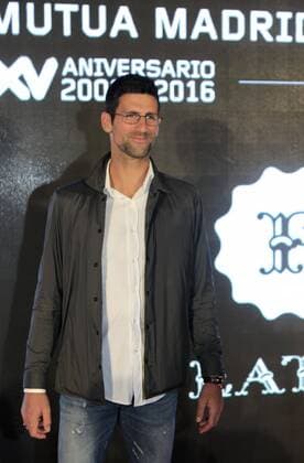 Serbian tennisplayer Novak Djokovic (L) arrives to the Mutua Madrid Open inaugural party in Madrid, Spain, on 1 May 2016. MUTUA MADRID OPEN INAUGURAL PARTY !ACHTUNG: NUR REDAKTIONELLE NUTZUNG!  20160501-635977418734897479
