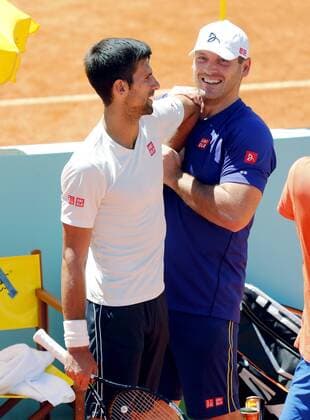 Serbian tennis player Novak Djokovic (L) jokes during his training for the Mutua Madrid Open tennis tournament at the Caja Magica Tennis Center in Madrid, Spain, 03 May 2016. The Mutua Madrid Open runs from 29 April until 08 May 2016. Novak Djokovic !ACHTUNG: NUR REDAKTIONELLE NUTZUNG!  20160503-635978905255262486
