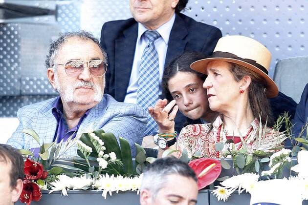 Tennis legend Ion Tiriac, Infanta Elena of Spain and her daughter Victoria Federica de Todos los Santos de Marichalar y Borbon during Madrid Open Tennis 2016 match.May, 3, 2016.  (20160503216)