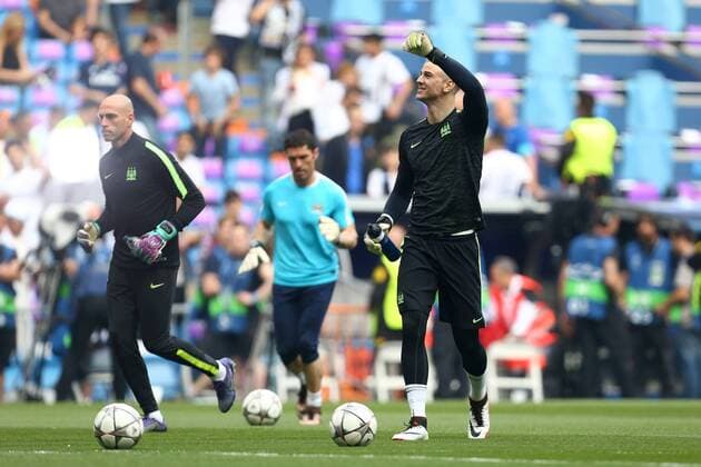 Joe Hart of Manchester City waves to fans during the UEFA Champions League Semi Final 2nd leg match at the Santiago Bernabeu stadium. Photo credit should read: Philip Oldham Sportimage EDITORIAL USE ONLY. No use with unauthorised audio, video, data, fixture lists, club league logos or live services. Online in-match use limited to 120 images, no video emulation. No use in betting, games or single club league player publications.