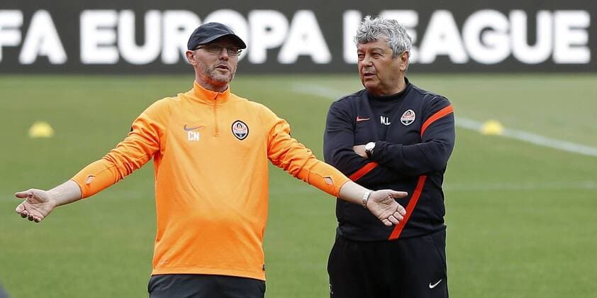 FC Shakhtar Donetsk s, Rumania head coach Mircea Lucescu (R) during the training of the team held at Sanchez Pizjuan stadium in Seville, Andalusia, Spain on 04 May 2016. Sevilla CF will face FC Shakhtar Donetsk in a Europa League semifinals second leg soccer match the upcoming 05 May. FC Shakhtar Donetsk s training !ACHTUNG: NUR REDAKTIONELLE NUTZUNG!  20160504-635979914432523735