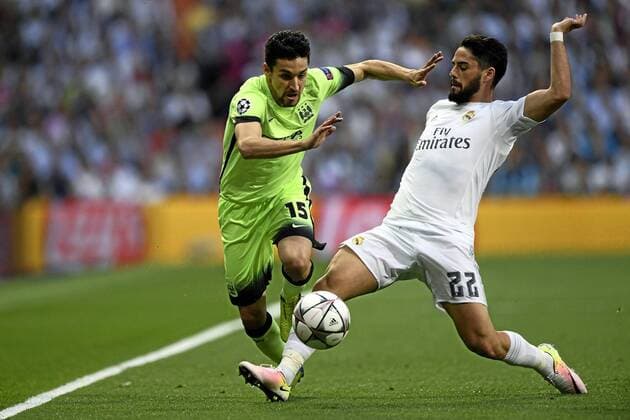 Fußball, CL, Real Madrid - Manchester City Second leg of the Champions League semifinals played between Real Madrid vs Manchester City. In this picture, Navas and Isco. xJUANxAGUADOx 
