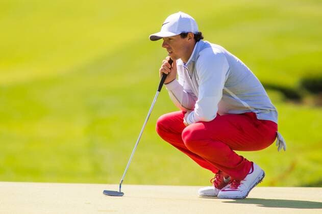 Golfer Rory McIlroy on the 18th green during the PGA Golf Herren Wells Fargo Championship on Thursday, May 5, 2016 at Quail Hallow Country Club in Charlotte, NC. David Grooms CSM PGA 2016: Wells Fargo Championship MAR 5 - ZUMAc04_
