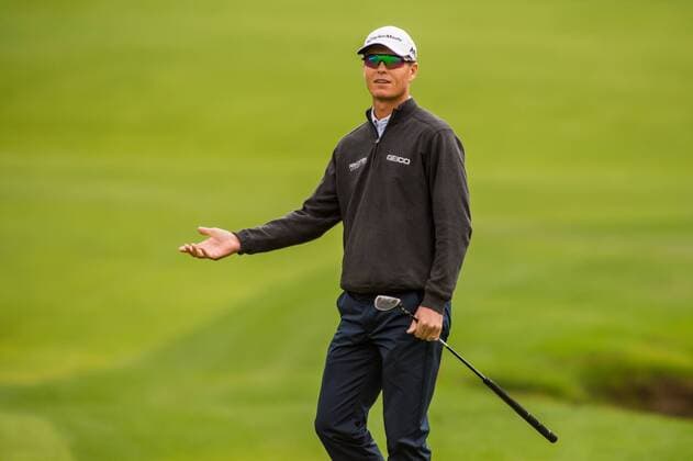 Golfer John Senden reacts to his putt missing the hole on the 18th green during the PGA Golf Herren Wells Fargo Championship on Thursday, May 5, 2016 at Quail Hallow Country Club in Charlotte, NC. David Grooms CSM PGA 2016: Wells Fargo Championship MAR 5 - ZUMAc04_