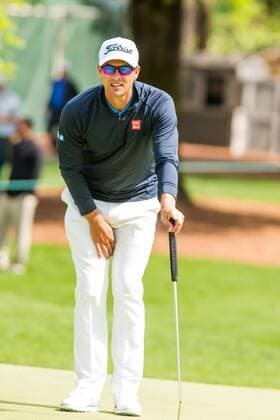 Golfer Adam Scott reads his putt on the ninth green during the PGA Golf Herren Wells Fargo Championship on Thursday, May 5, 2016 at Quail Hallow Country Club in Charlotte, NC. David Grooms CSM PGA 2016: Wells Fargo Championship MAR 5 - ZUMAc04_