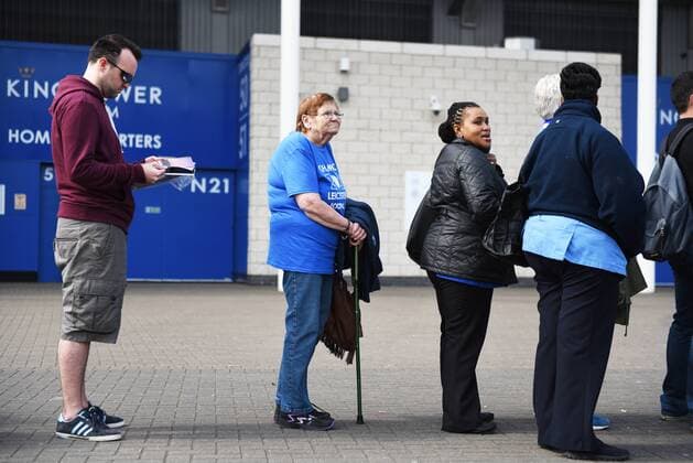 Leicester city fans queue for the new Leicester City Kit at the King Power Stadium Leicester. Photo credit should read: Nathan Stirk Sportimage - Newcastle Utd vs Tottenham - St James Park Stadium - Newcastle Upon Tyne - England - 19th April 2015 - Picture Phil Oldham Sportimage EDITORIAL USE ONLY. No use with unauthorised audio, video, data, fixture lists, club league logos or live services. Online in-match use limited to 120 images, no video emulation. No use in betting, games or single club league player publications.