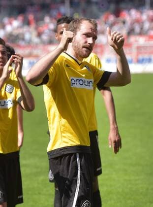 Sebastian Neumann (Aalen 29) beim Spiel Hallescher FC (Halle HFC) vs VfR Aalen, Fussball, 3.Liga, 14.04.2016 Halle Copyright: Modlax Eibner-Pressefoto EP_cma