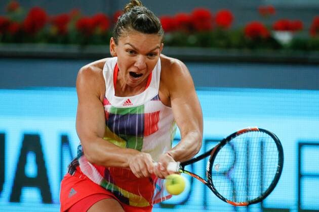 Rumanian tennis player Simona Halep in action against Slovak Dominika Cibulkova during their Mutua Madrid Open female final match played at Caja Magica tennis complex in Madrid, Spain, on 07 May 2016. Dominika Cibulkova vs Simona Halep !ACHTUNG: NUR REDAKTIONELLE NUTZUNG!  20160507-635982450935440143