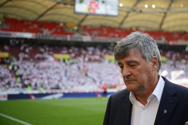 07.05.2016, Stuttgart, Fußball 1. Bundesliga 33. Spieltag Saison 2015 2016 VfB Stuttgart vs. FSV Mainz 05 , Bernd Wahler ( Präsident VfB )