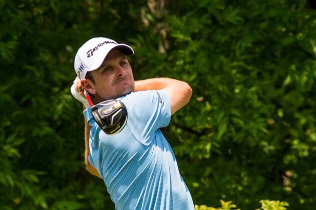 Golf, Wells Fargo Pro-Am Justin Rose watches his tee shot on the 5th hole during the Wells Fargo Championship on Sunday, May 8, 2016 at Quail Hallow Country Club in Charlotte, NC. David Grooms CSM PGA Golf Herren 2016: Wells Fargo Championship MAR 8 - ZUMAc04_