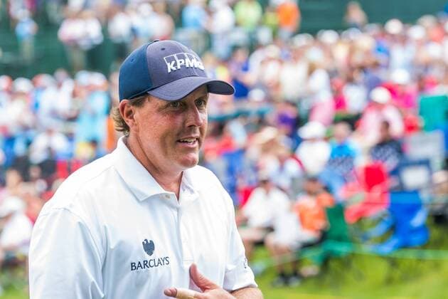 Golf, Wells Fargo Pro-Am Phil Mickelson smiles as he walks off the 18th green during the Wells Fargo Championship on Sunday, May 8, 2016 at Quail Hallow Country Club in Charlotte, NC. David Grooms CSM PGA Golf Herren 2016: Wells Fargo Championship MAR 8 - ZUMAc04_