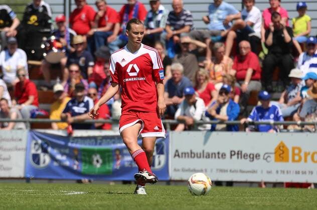 08.05.2016 xcex Deutschland, Willstätt, Fussball, Frauenfussball Allianz Frauen-Bundesliga Saison 2015 2016 SC Sand gegen 1. FFC Frankfurt Emily van Egmond (Frankfurt)