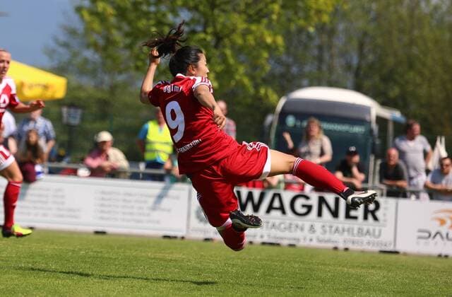 08.05.2016 xcex Deutschland, Willstätt, Fussball, Frauenfussball Allianz Frauen-Bundesliga Saison 2015 2016 SC Sand gegen 1. FFC Frankfurt Yuki Ogimi (Frankfurt)