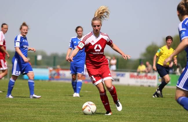 08.05.2016 xcex Deutschland, Willstätt, Fussball, Frauenfussball Allianz Frauen-Bundesliga Saison 2015 2016 SC Sand gegen 1. FFC Frankfurt Jackie Groenen (Frankfurt)